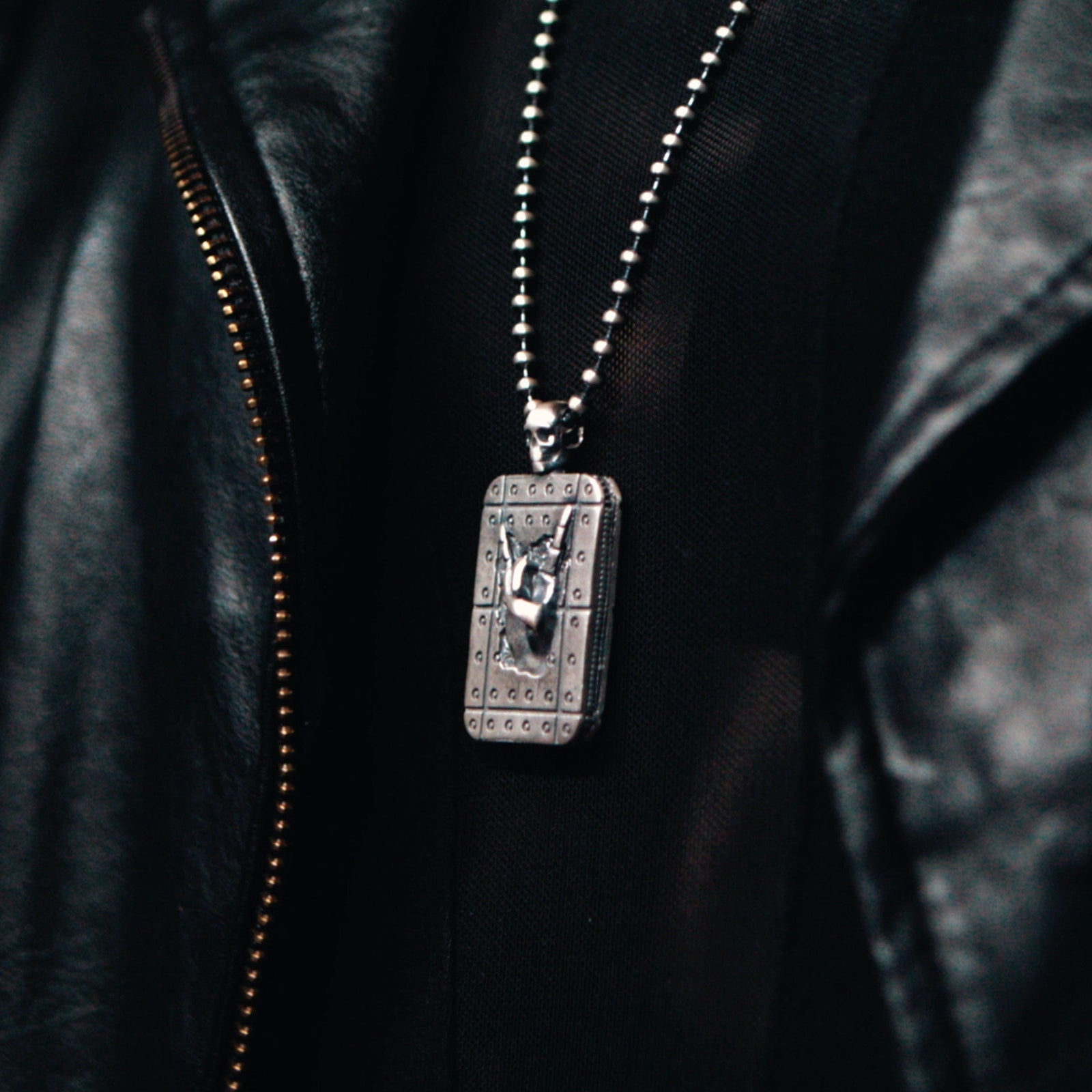 【STONEHENgE】Silver Material Ribbon Necklace SC1806〜韓国発 STONEHENgE】Silver Material Ribbon Necklace SC1806〜韓国発