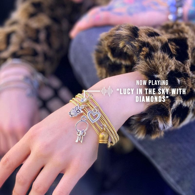 DIAMOND – “LUCY IN THE SKY WITH DIAMONDS”